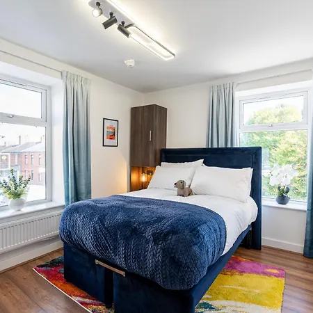 Апарт-отель The Old Brewery - A St David Барроу-ин-Фернесс